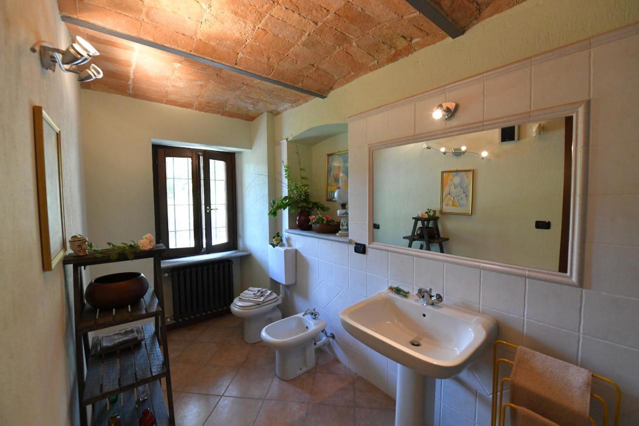Cascina Flino Appartement Diano dʼAlba Buitenkant foto
